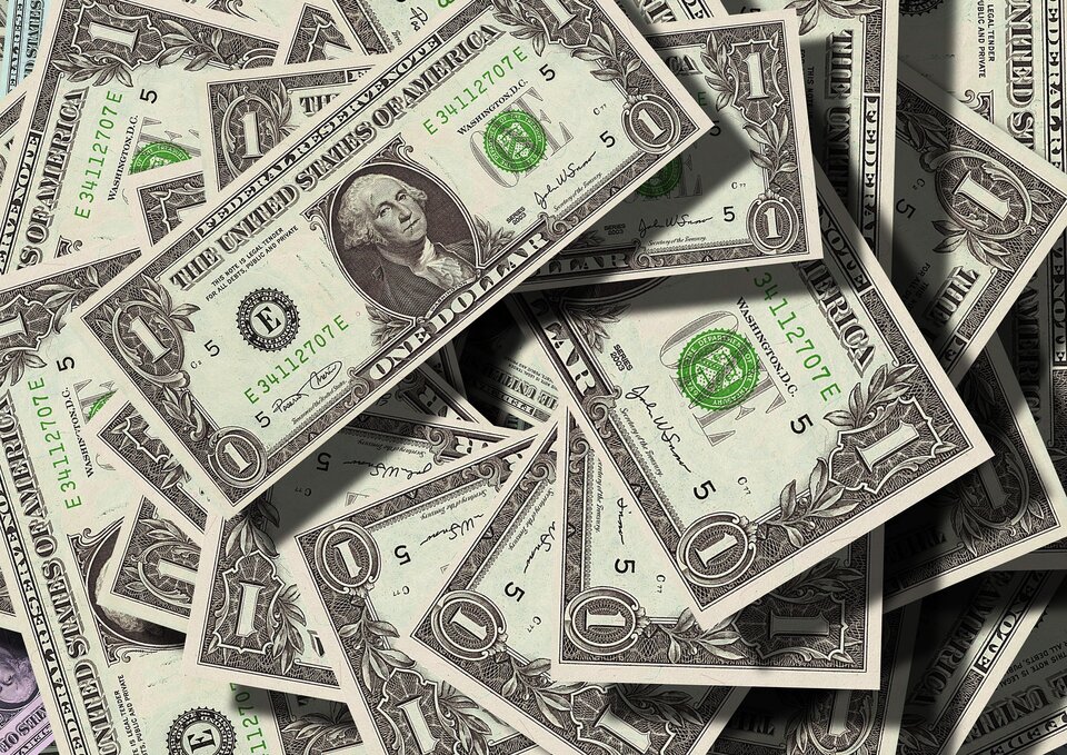 الاقتصاد الأميركي يبقى مستقراً رغم تراجع الدولار
